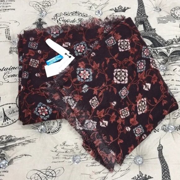 Treasure & Bond Floral Print Scarf - Picture 3 of 7